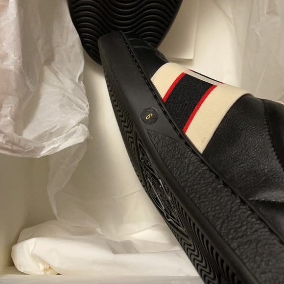 Gucci sneakers new in box - Picture 4 of 9